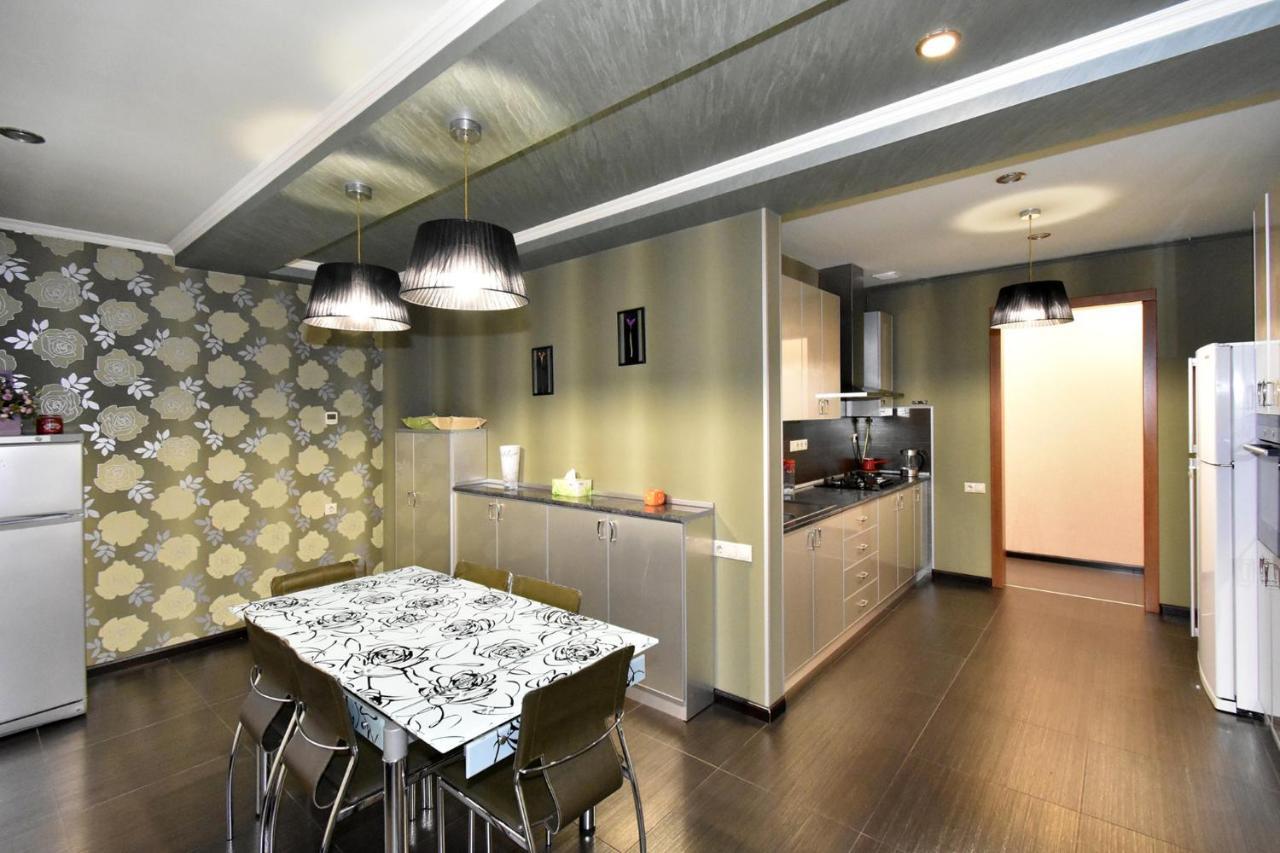 Dos Guest House เยเรวาน ภายนอก รูปภาพ
