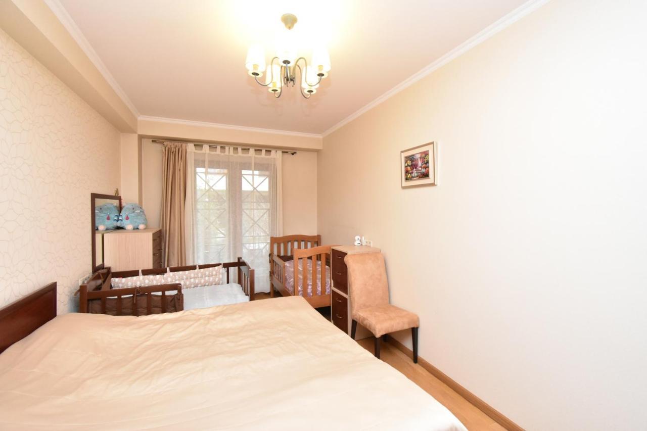 Dos Guest House เยเรวาน ภายนอก รูปภาพ