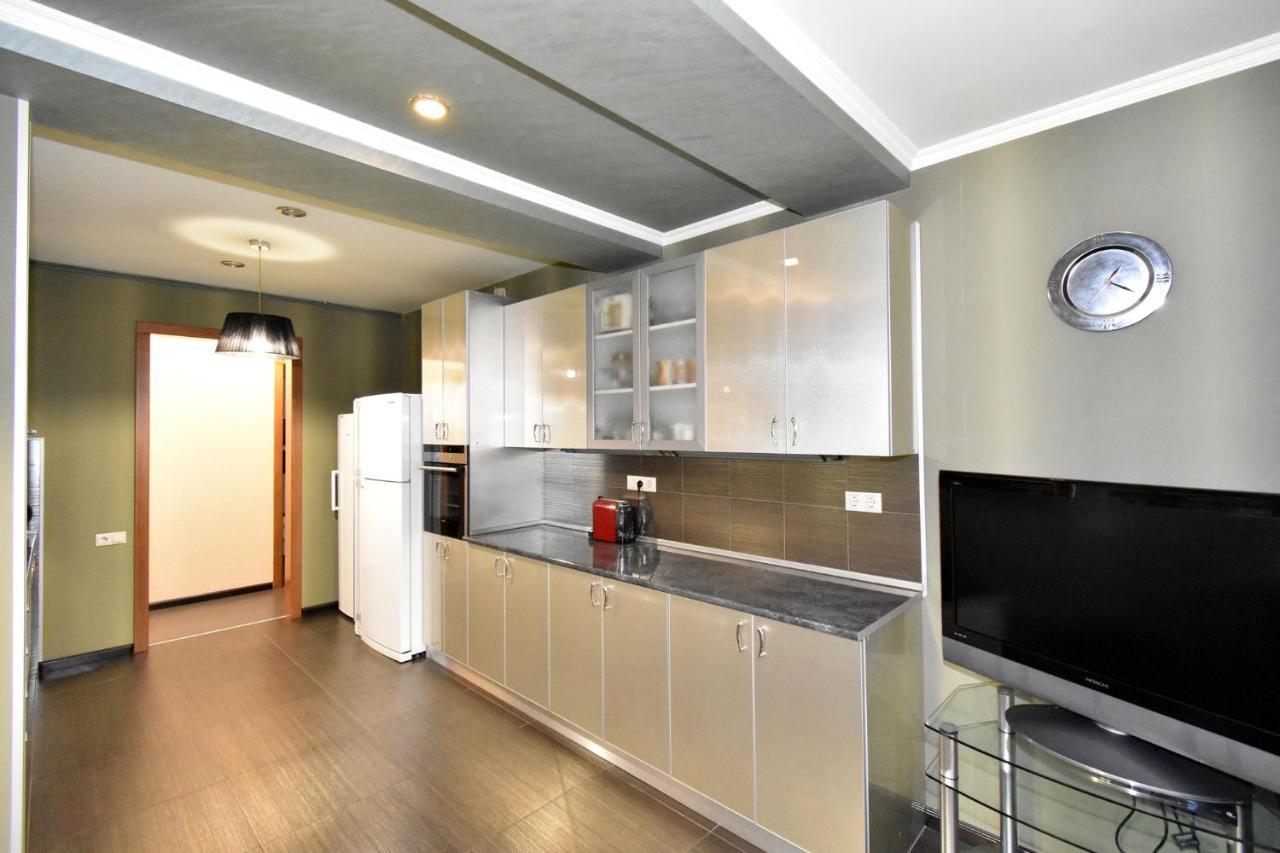 Dos Guest House เยเรวาน ภายนอก รูปภาพ